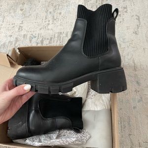 Steve Madden Boots